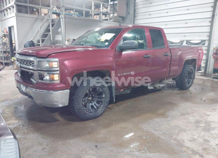 Photo 2 of 2014 Chevrolet Silverado 1500 1LT (VIN 1GCVKREC7EZ148107)