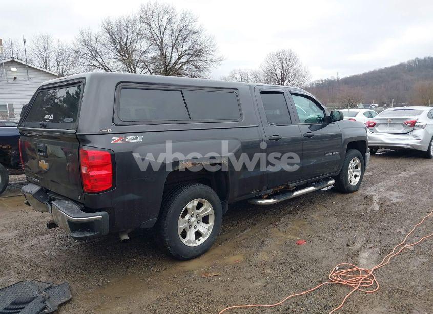 Photo 4 of 2014 Chevrolet Silverado 1500 2LT (VIN 1GCVKREC7EZ415813)