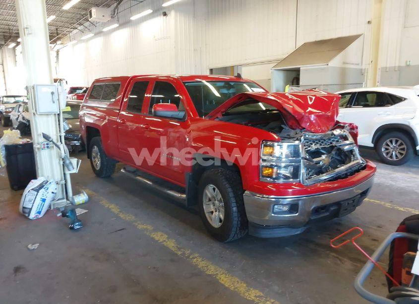 2015 Chevrolet Silverado 1500 1LT (VIN 1GCVKREC7FZ166916) main photo