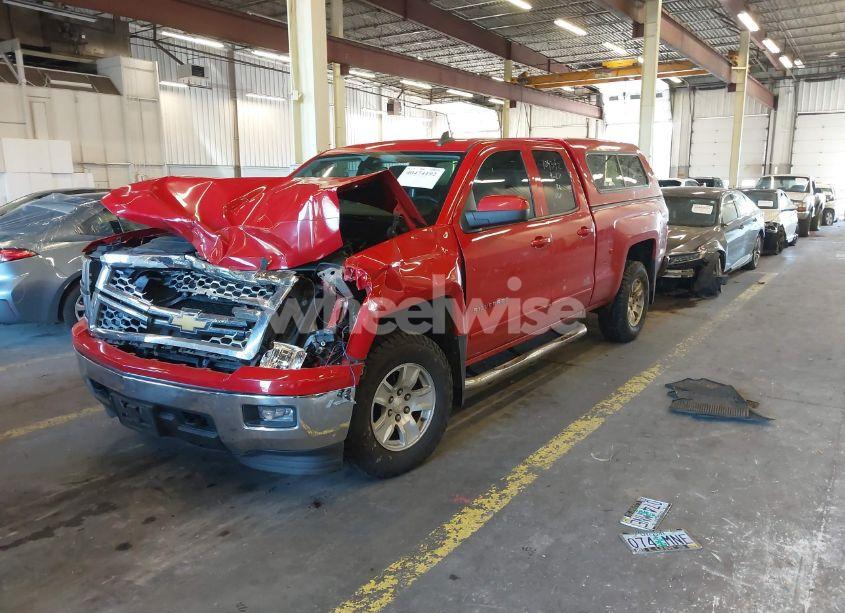 Photo 2 of 2015 Chevrolet Silverado 1500 1LT (VIN 1GCVKREC7FZ166916)