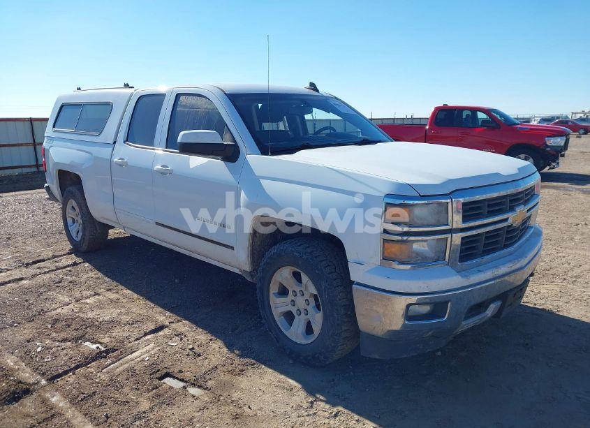 2015 Chevrolet Silverado 1500 2LT (VIN 1GCVKREC7FZ209330) main photo