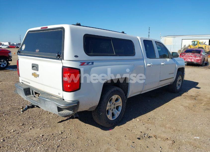 Photo 4 of 2015 Chevrolet Silverado 1500 2LT (VIN 1GCVKREC7FZ209330)