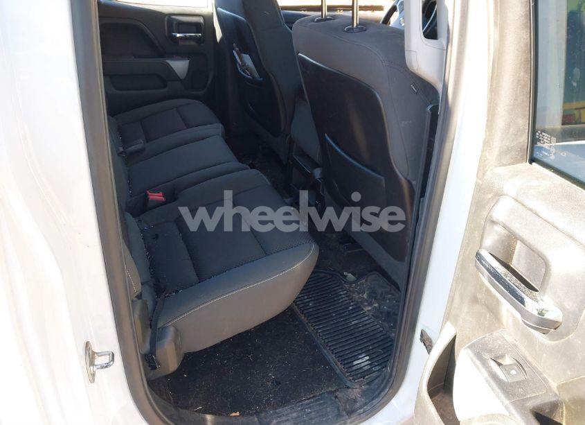 Photo 8 of 2015 Chevrolet Silverado 1500 2LT (VIN 1GCVKREC7FZ209330)