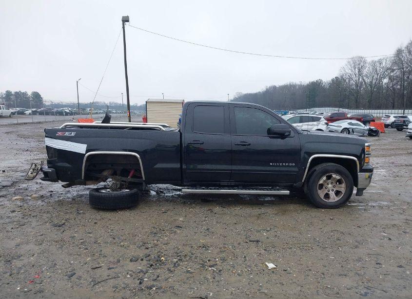Photo 13 of 2015 Chevrolet Silverado 1500 2LT (VIN 1GCVKREC7FZ225186)