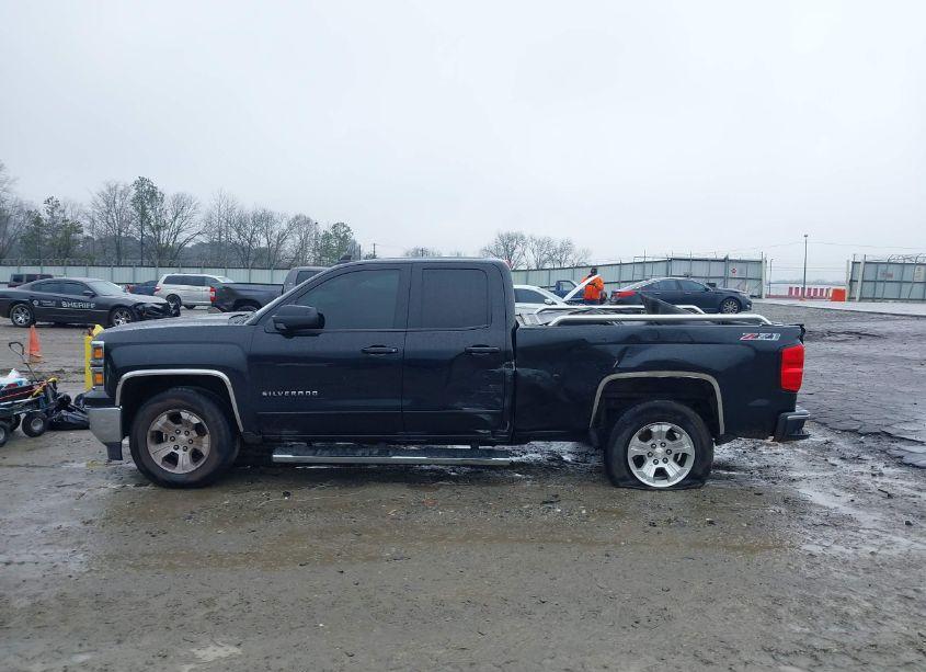 Photo 14 of 2015 Chevrolet Silverado 1500 2LT (VIN 1GCVKREC7FZ225186)