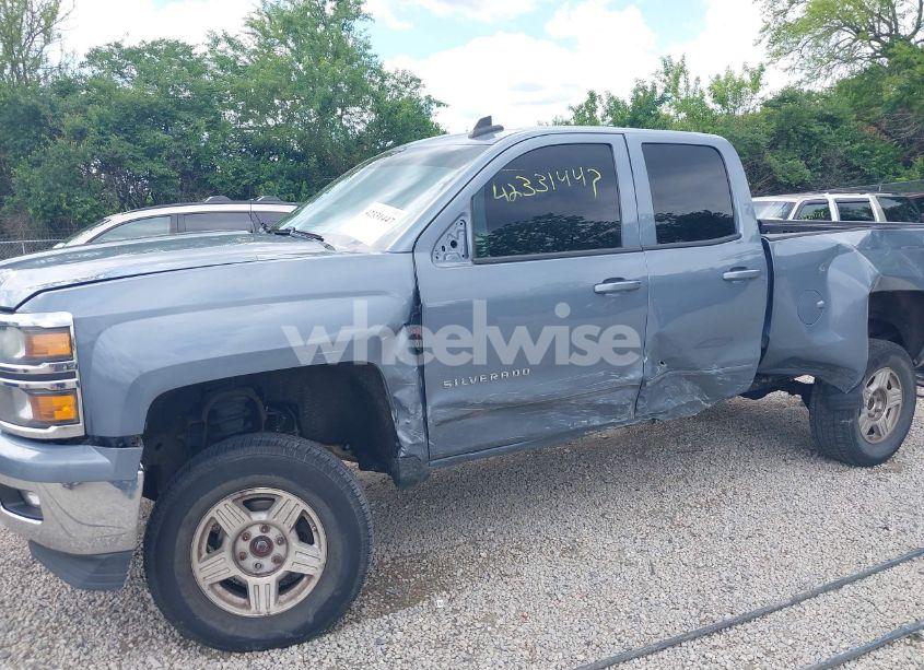Photo 6 of 2015 Chevrolet Silverado 1500 1LT (VIN 1GCVKREC7FZ336952)