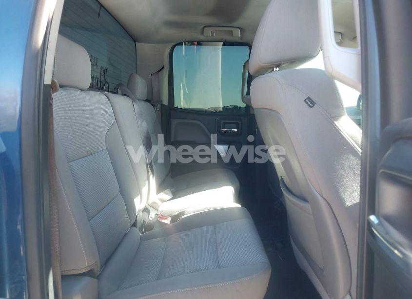 Photo 8 of 2015 Chevrolet Silverado 1500 2LT (VIN 1GCVKREC7FZ361026)