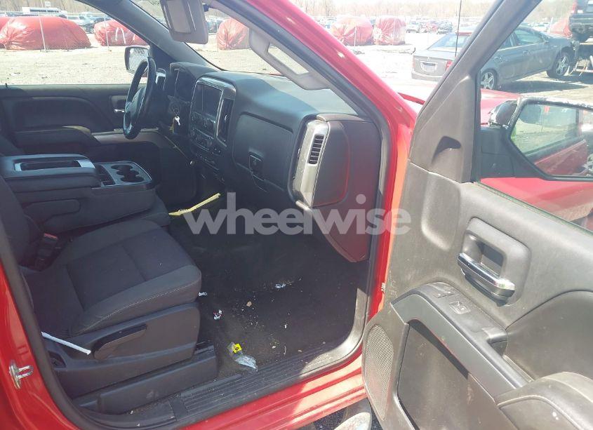 Photo 5 of 2015 Chevrolet Silverado 1500 1LT (VIN 1GCVKREC7FZ375685)