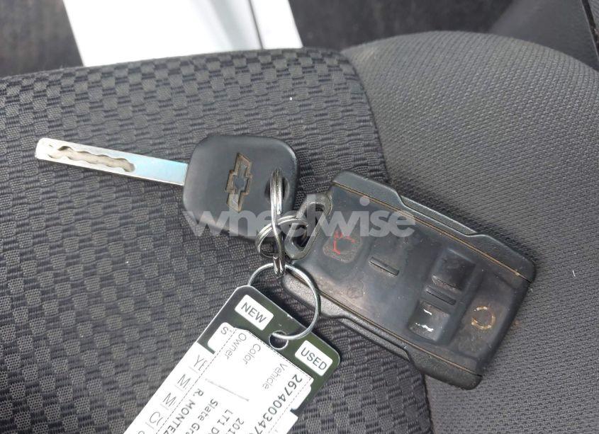 Photo 11 of 2015 Chevrolet Silverado 1500 1LT (VIN 1GCVKREC7FZ389375)