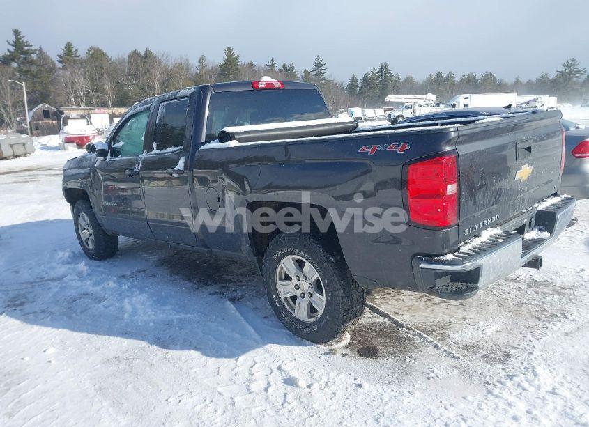 Photo 3 of 2015 Chevrolet Silverado 1500 1LT (VIN 1GCVKREC7FZ391238)