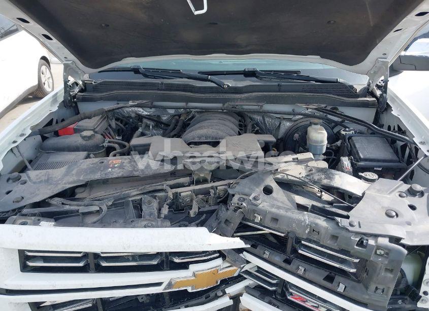 Photo 10 of 2015 Chevrolet Silverado 1500 2LT (VIN 1GCVKREC7FZ421032)