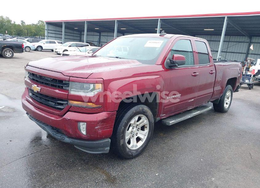 Photo 2 of 2016 Chevrolet Silverado 1500 2LT (VIN 1GCVKREC7GZ239476)
