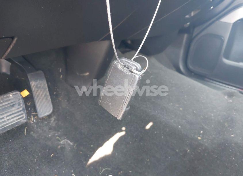 Photo 11 of 2016 Chevrolet Silverado 1500 2LT (VIN 1GCVKREC7GZ243947)