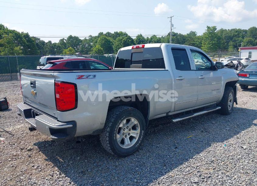 Photo 4 of 2016 Chevrolet Silverado 1500 2LT (VIN 1GCVKREC7GZ243947)