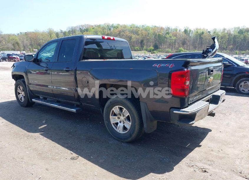 Photo 3 of 2016 Chevrolet Silverado K1500 LT (VIN 1GCVKREC7GZ274101)