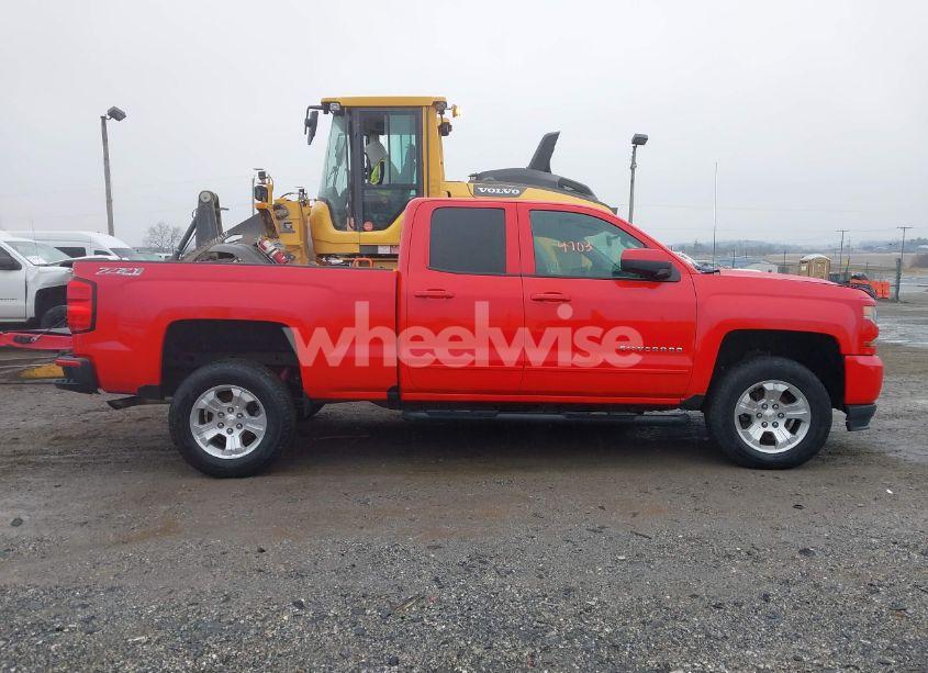 Photo 13 of 2016 Chevrolet Silverado 1500 2LT (VIN 1GCVKREC7GZ386655)