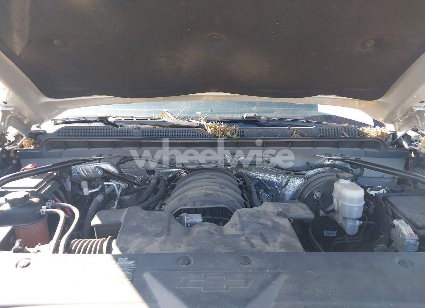 Photo 10 of 2018 Chevrolet Silverado 1500 1LT (VIN 1GCVKREC7JZ117174)