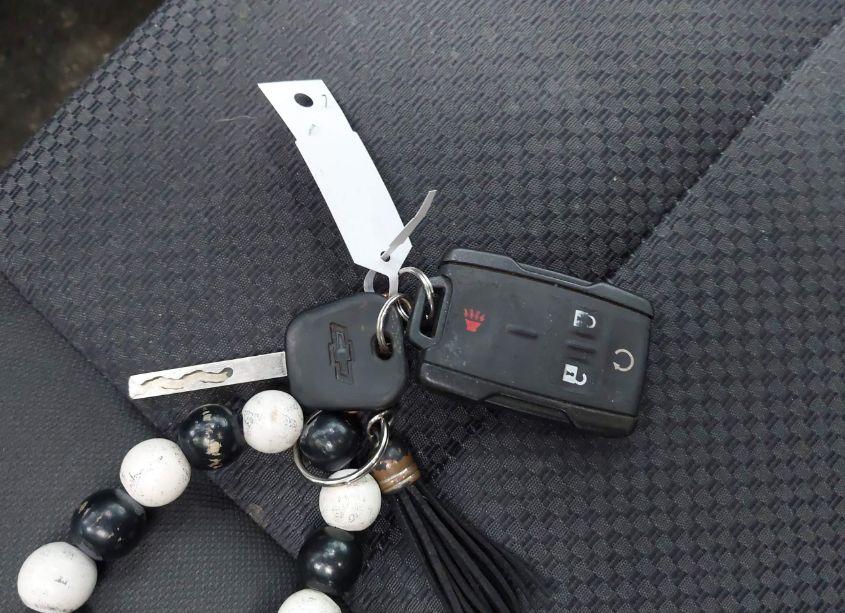 Photo 11 of 2018 Chevrolet Silverado 1500 2LT (VIN 1GCVKREC7JZ121502)