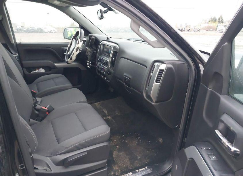 Photo 5 of 2018 Chevrolet Silverado 1500 2LT (VIN 1GCVKREC7JZ121502)