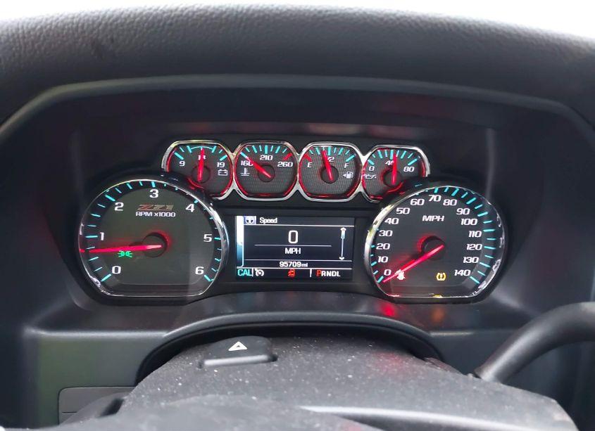 Photo 7 of 2018 Chevrolet Silverado 1500 2LT (VIN 1GCVKREC7JZ121502)