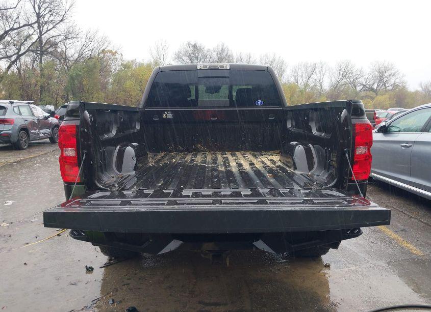 Photo 12 of 2018 Chevrolet Silverado 1500 2LT (VIN 1GCVKREC7JZ218442)