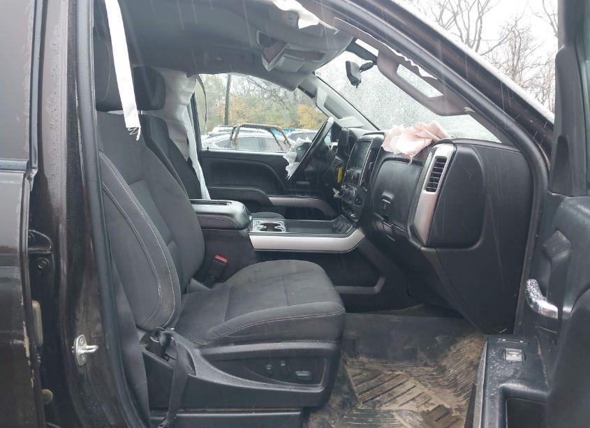 Photo 5 of 2018 Chevrolet Silverado 1500 2LT (VIN 1GCVKREC7JZ218442)