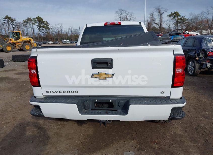 Photo 16 of 2018 Chevrolet Silverado 1500 2LT (VIN 1GCVKREC7JZ264840)