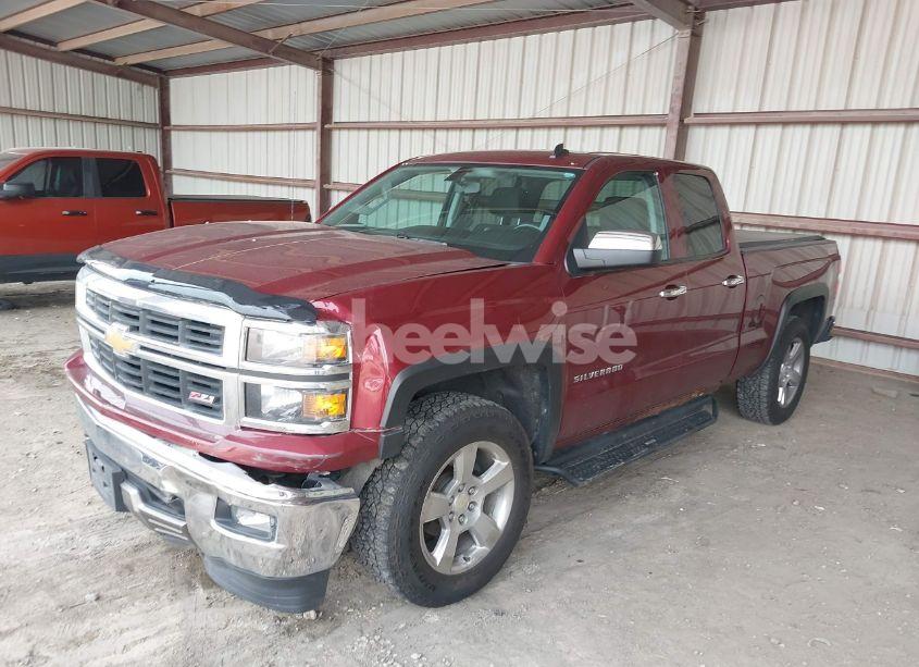 Photo 2 of 2014 Chevrolet Silverado 1500 2LT (VIN 1GCVKREC8EZ153686)