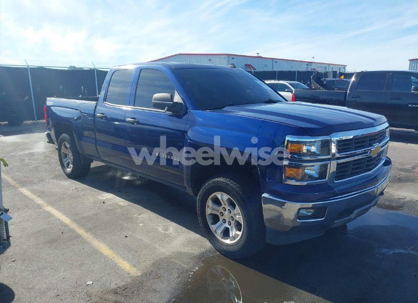 2014 Chevrolet Silverado 1500 2LT (VIN 1GCVKREC8EZ297433) main photo