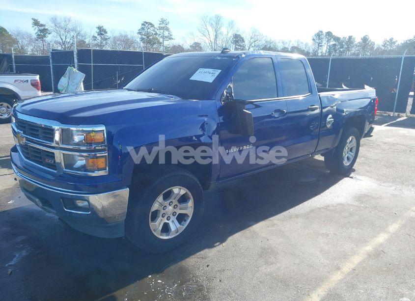 Photo 2 of 2014 Chevrolet Silverado 1500 2LT (VIN 1GCVKREC8EZ297433)