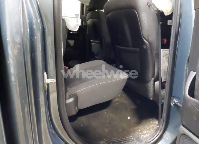 Photo 8 of 2014 Chevrolet Silverado 1500 2LT (VIN 1GCVKREC8EZ341351)