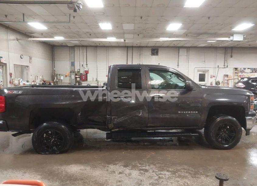 Photo 13 of 2014 Chevrolet Silverado 1500 2LT (VIN 1GCVKREC8EZ398875)