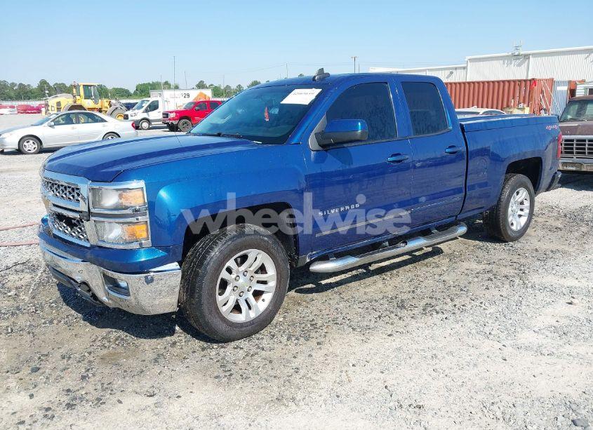 Photo 2 of 2015 Chevrolet Silverado 1500 1LT (VIN 1GCVKREC8FZ213225)