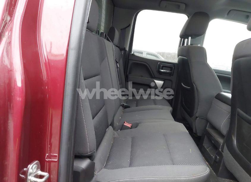 Photo 8 of 2015 Chevrolet Silverado 1500 2LT (VIN 1GCVKREC8FZ238674)