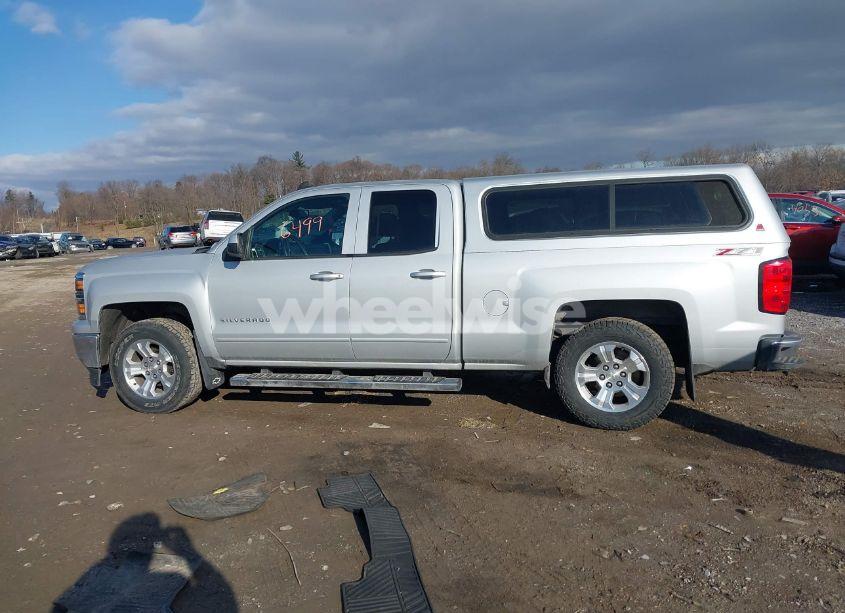 Photo 14 of 2015 Chevrolet Silverado 1500 2LT (VIN 1GCVKREC8FZ252820)