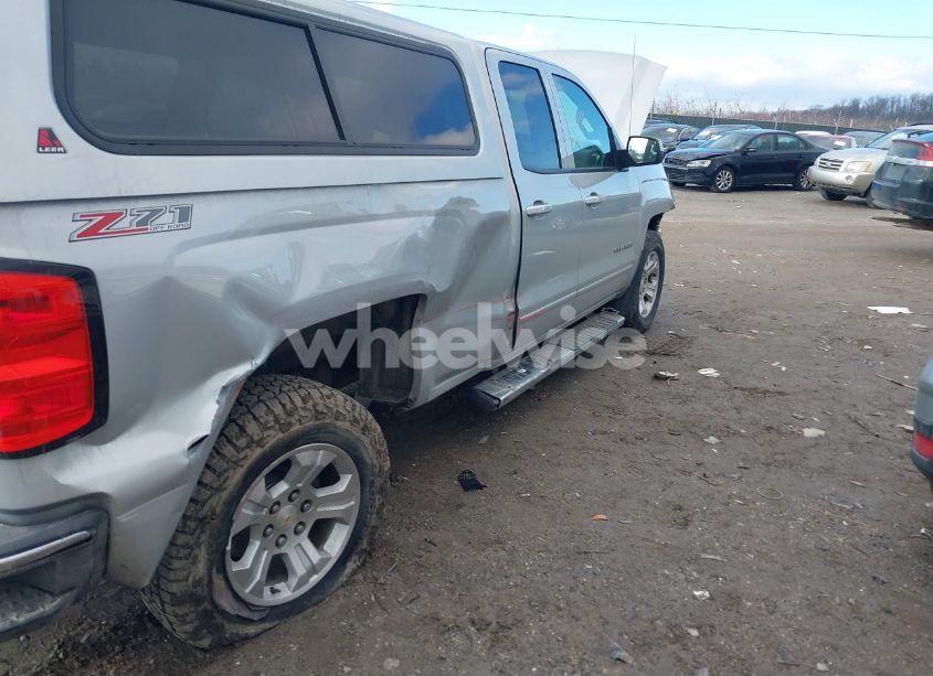 Photo 6 of 2015 Chevrolet Silverado 1500 2LT (VIN 1GCVKREC8FZ252820)