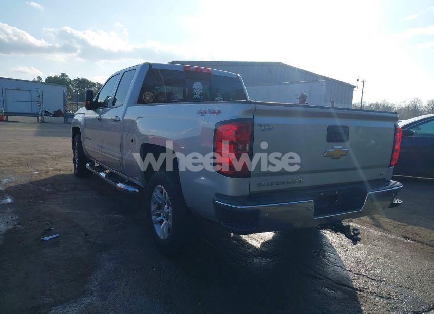 Photo 3 of 2015 Chevrolet Silverado 1500 1LT (VIN 1GCVKREC8FZ282559)