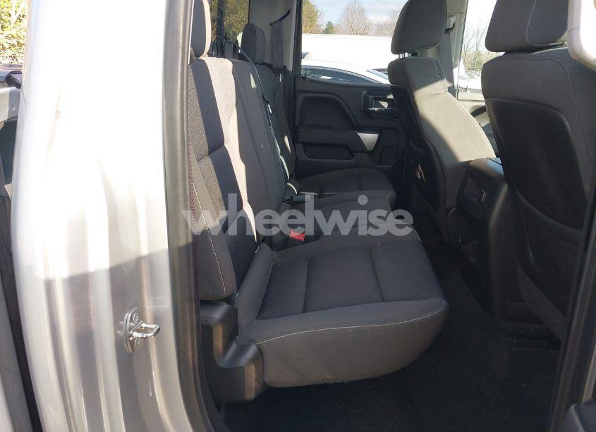 Photo 8 of 2015 Chevrolet Silverado 1500 1LT (VIN 1GCVKREC8FZ282559)