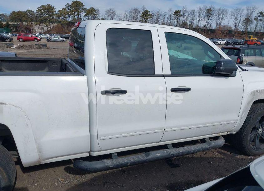 Photo 13 of 2015 Chevrolet Silverado 1500 1LT (VIN 1GCVKREC8FZ315074)