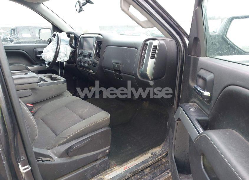 Photo 5 of 2015 Chevrolet Silverado 1500 2LT (VIN 1GCVKREC8FZ361181)