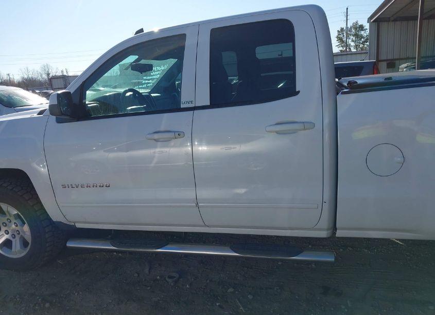 Photo 14 of 2015 Chevrolet Silverado 1500 2LT (VIN 1GCVKREC8FZ387442)