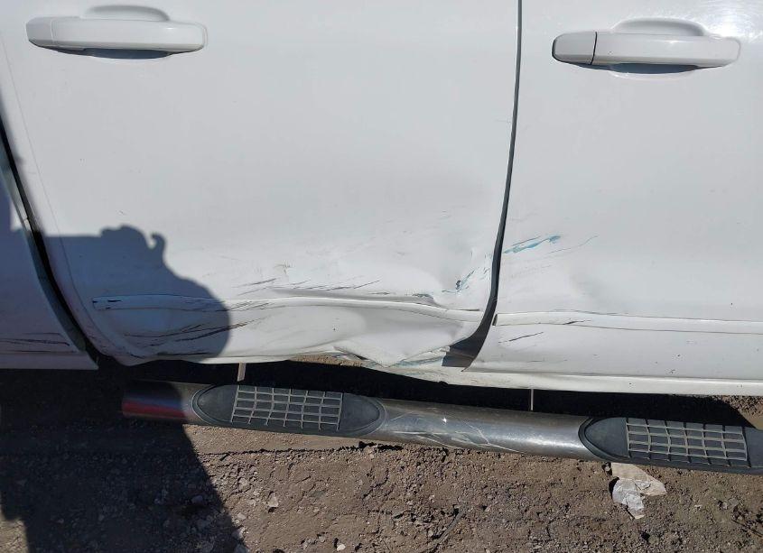 Photo 6 of 2015 Chevrolet Silverado 1500 2LT (VIN 1GCVKREC8FZ387442)