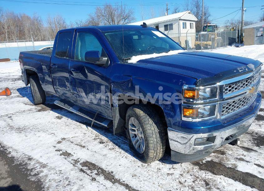 2015 Chevrolet Silverado 1500 1LT (VIN 1GCVKREC8FZ396805) main photo