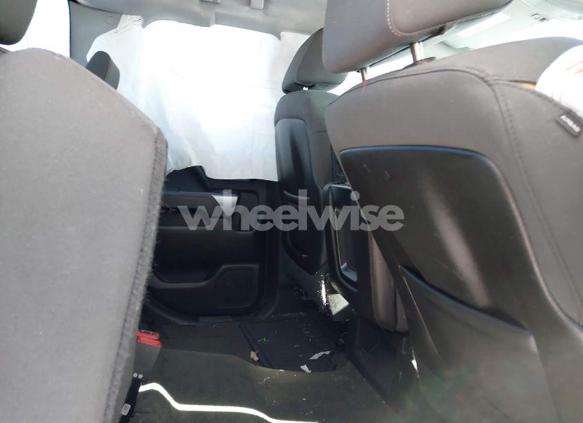 Photo 8 of 2015 Chevrolet Silverado 1500 1LT (VIN 1GCVKREC8FZ396805)