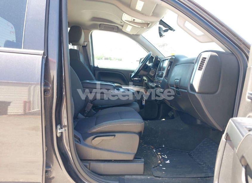 Photo 5 of 2015 Chevrolet Silverado 1500 1LT (VIN 1GCVKREC8FZ438244)