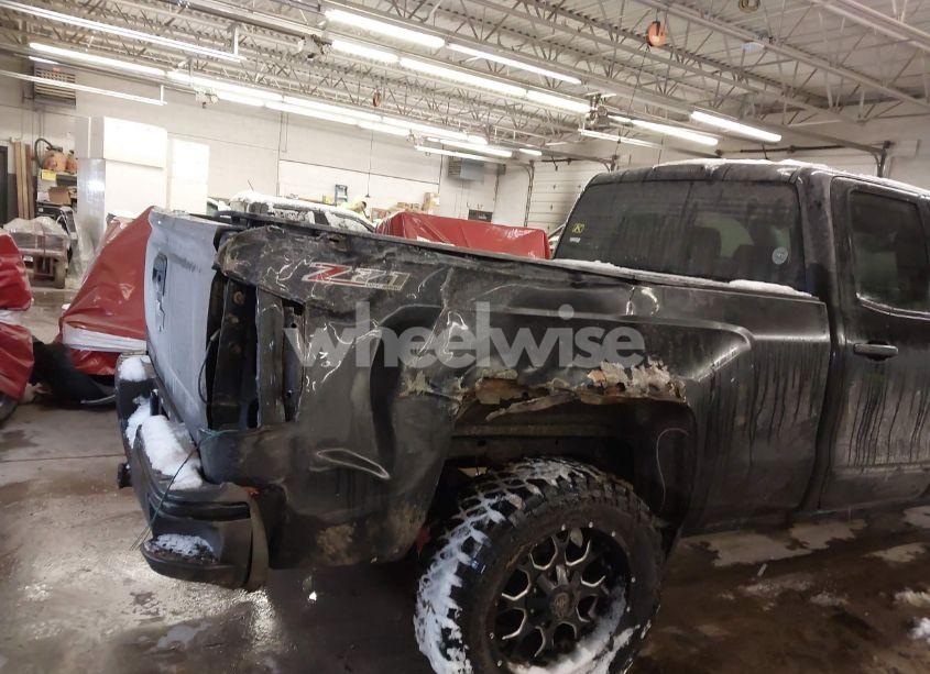 Photo 6 of 2016 Chevrolet Silverado 1500 2LT (VIN 1GCVKREC8GZ136907)