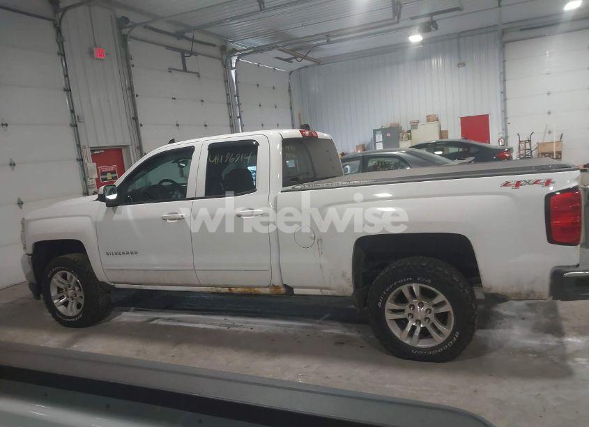 Photo 15 of 2016 Chevrolet Silverado 1500 1LT (VIN 1GCVKREC8GZ151746)