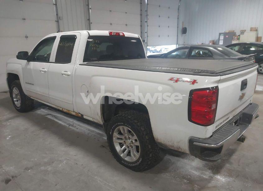 Photo 3 of 2016 Chevrolet Silverado 1500 1LT (VIN 1GCVKREC8GZ151746)