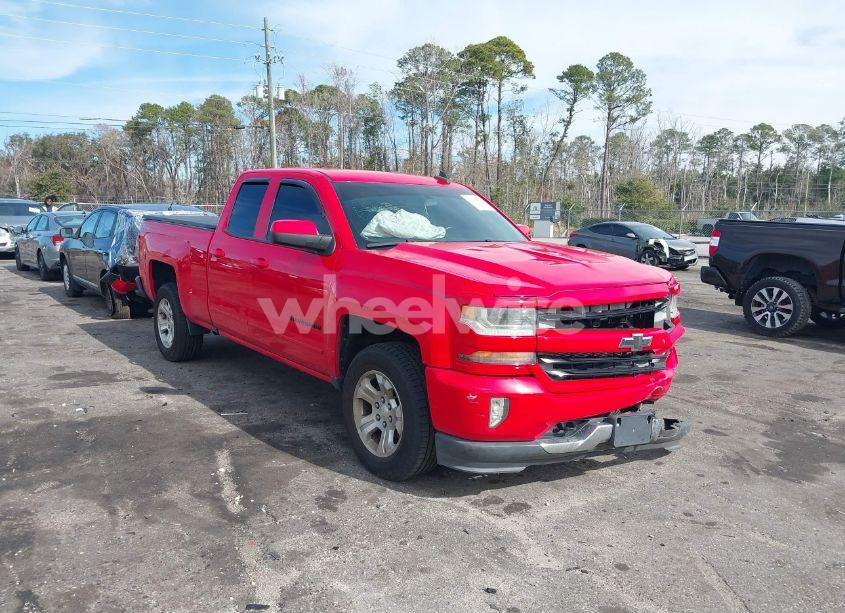 2016 Chevrolet Silverado 1500 2LT (VIN 1GCVKREC8GZ158194) main photo