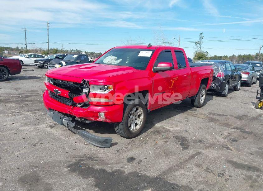 Photo 2 of 2016 Chevrolet Silverado 1500 2LT (VIN 1GCVKREC8GZ158194)